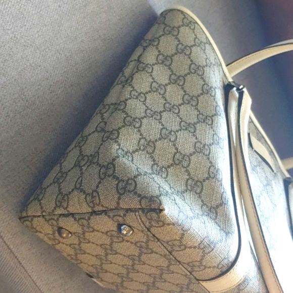 Gucci Monogram  Tote authentic used -medium - Picture 14 of 15